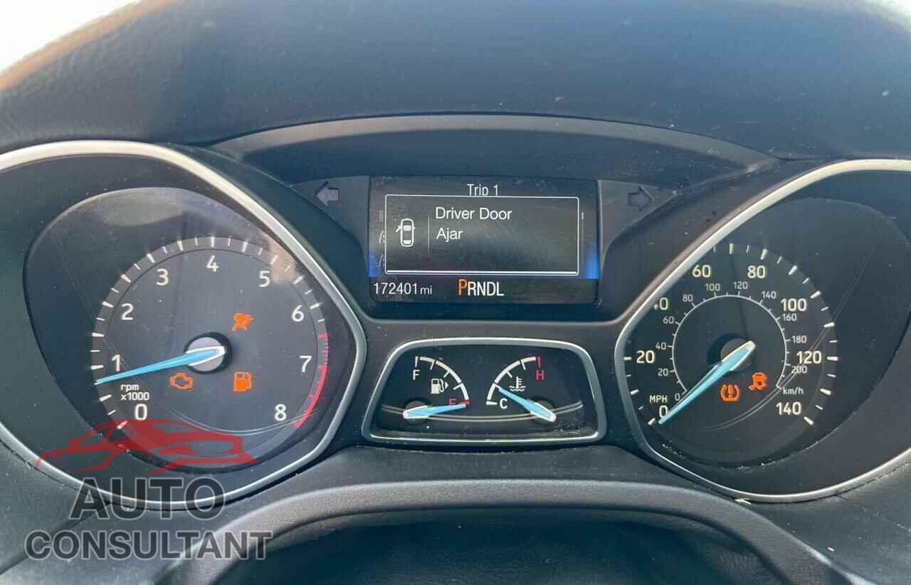 FORD FOCUS 2016 - 1FADP3E25GL229944