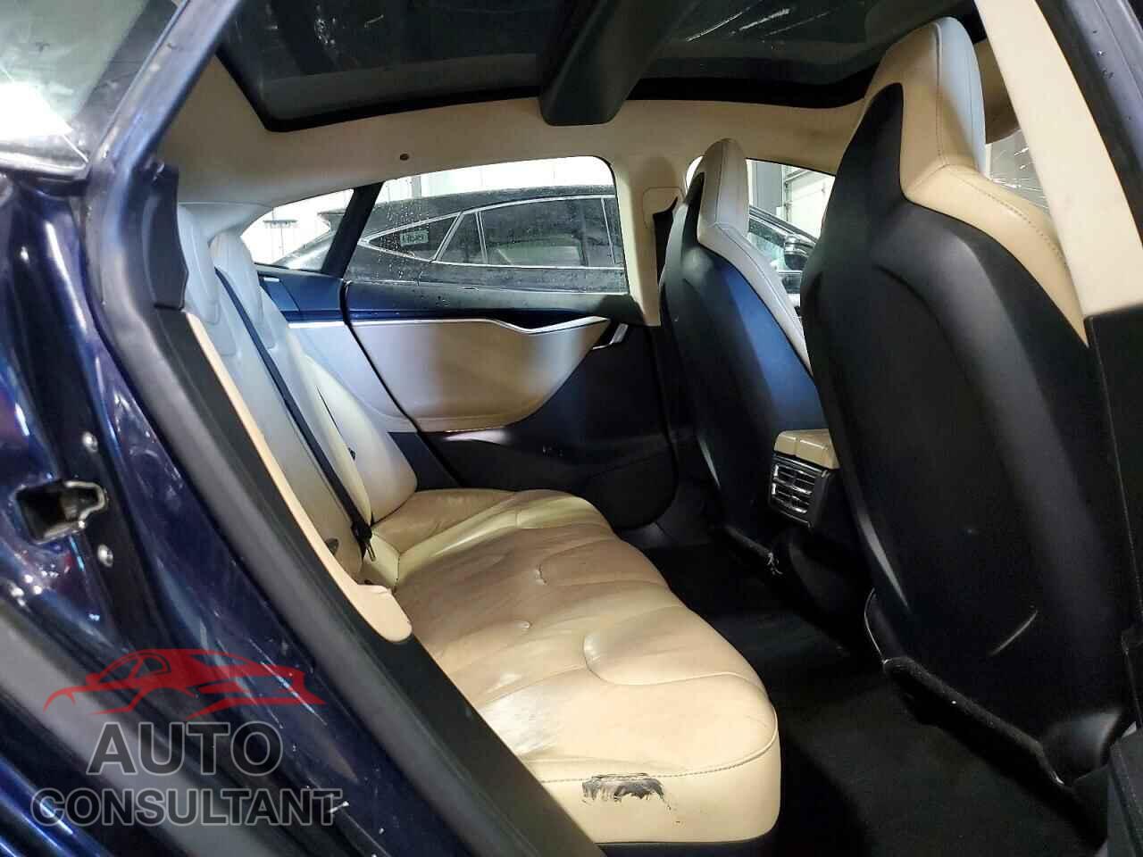 TESLA MODEL S 2013 - 5YJSA1CN4DFP08570