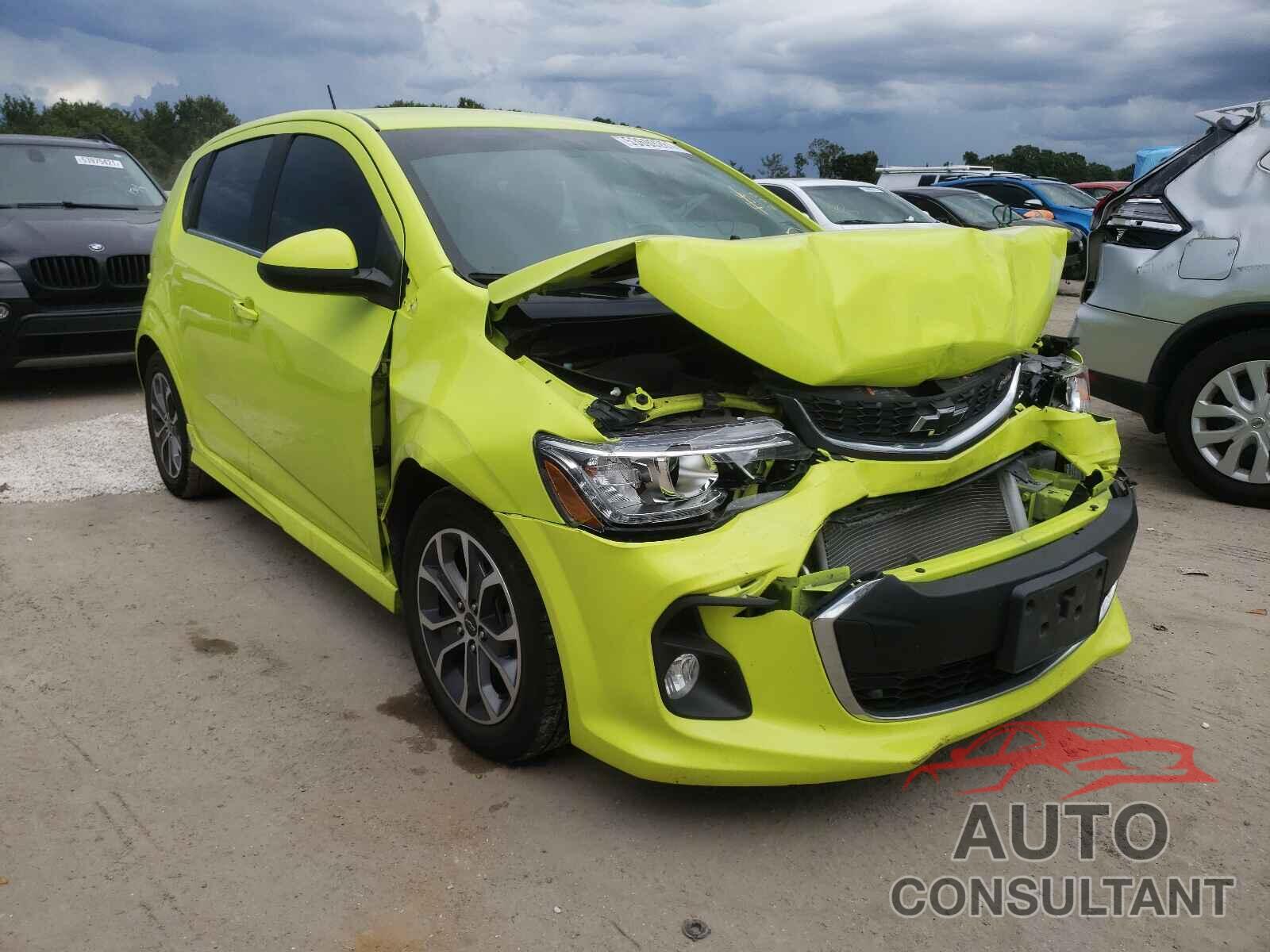 CHEVROLET SONIC 2019 - 1G1JD6SB4K4108068