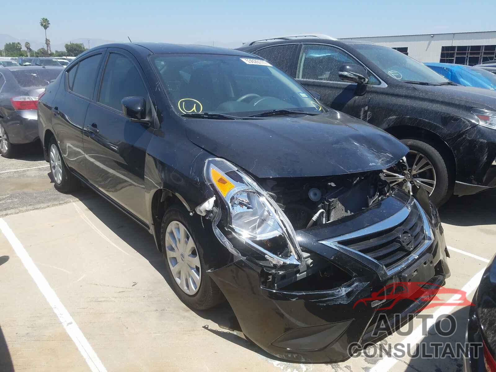 NISSAN VERSA 2017 - 3N1CN7AP0HL861179