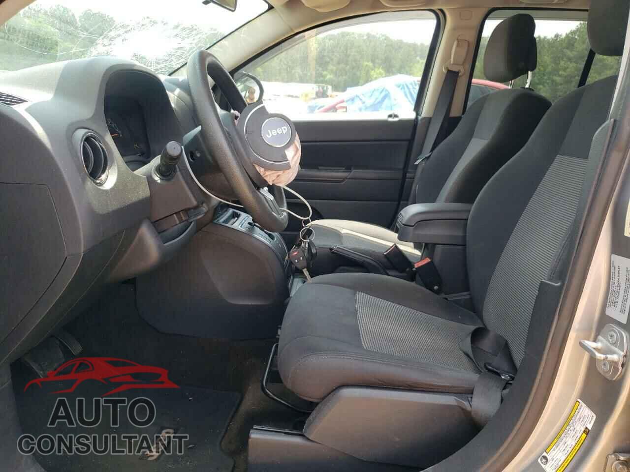 JEEP COMPASS 2015 - 1C4NJCBA6FD413228