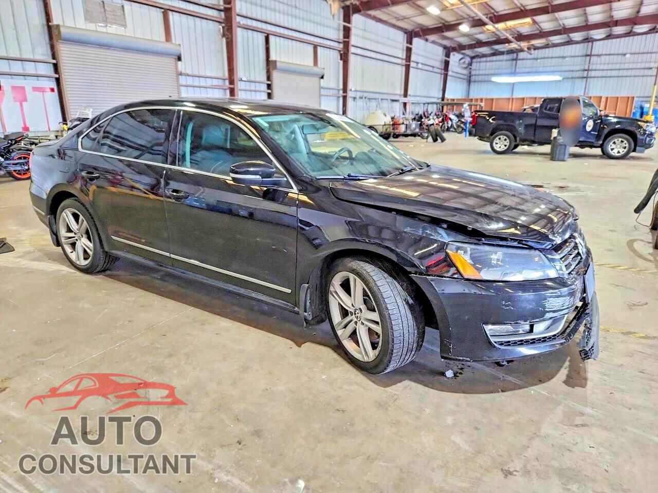 VOLKSWAGEN PASSAT 2015 - 1VWBS7A31FC018564