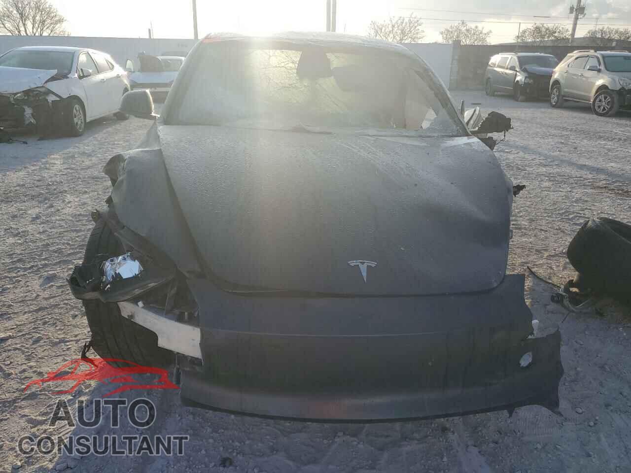 TESLA MODEL 3 2024 - 5YJ3E1EA7RF757613