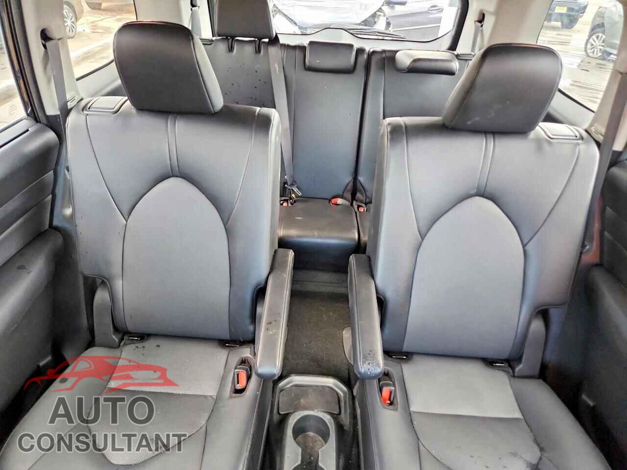 TOYOTA ALL OTHER 2024 - 5TDAAAA50RS007879