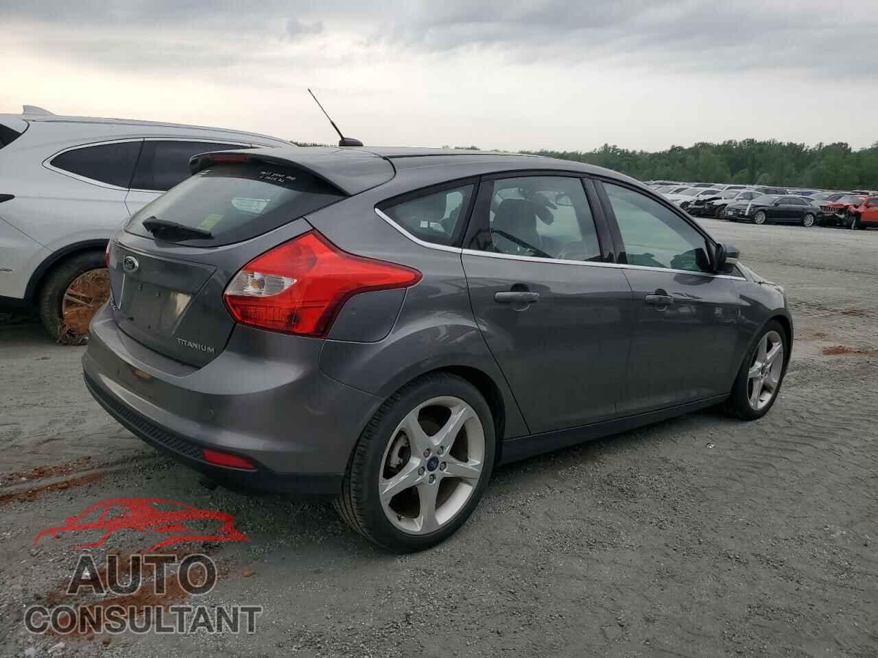 FORD FOCUS 2012 - 1FAHP3N26CL362563