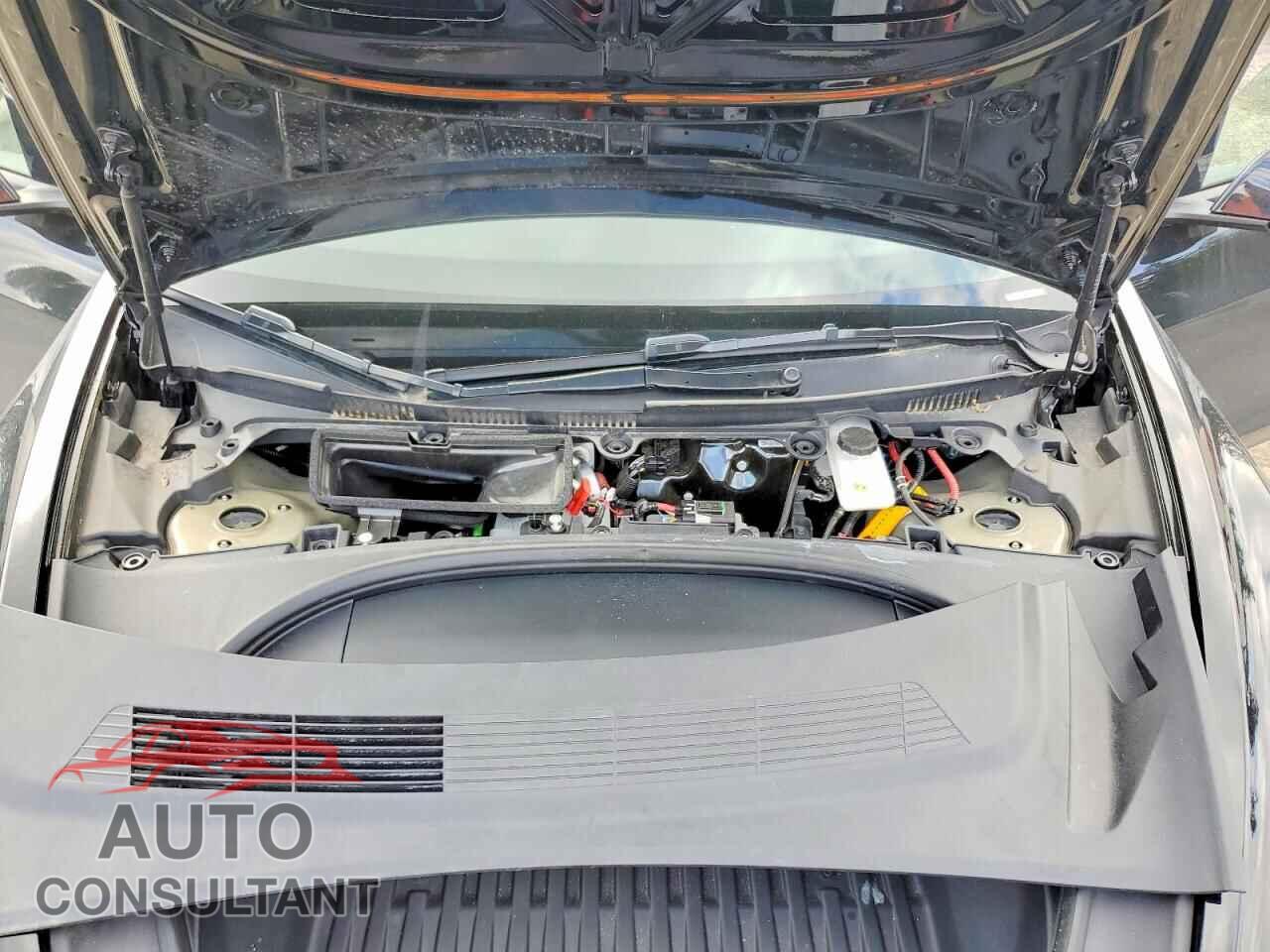 TESLA MODEL 3 2024 - 5YJ3E1EA1RF768932