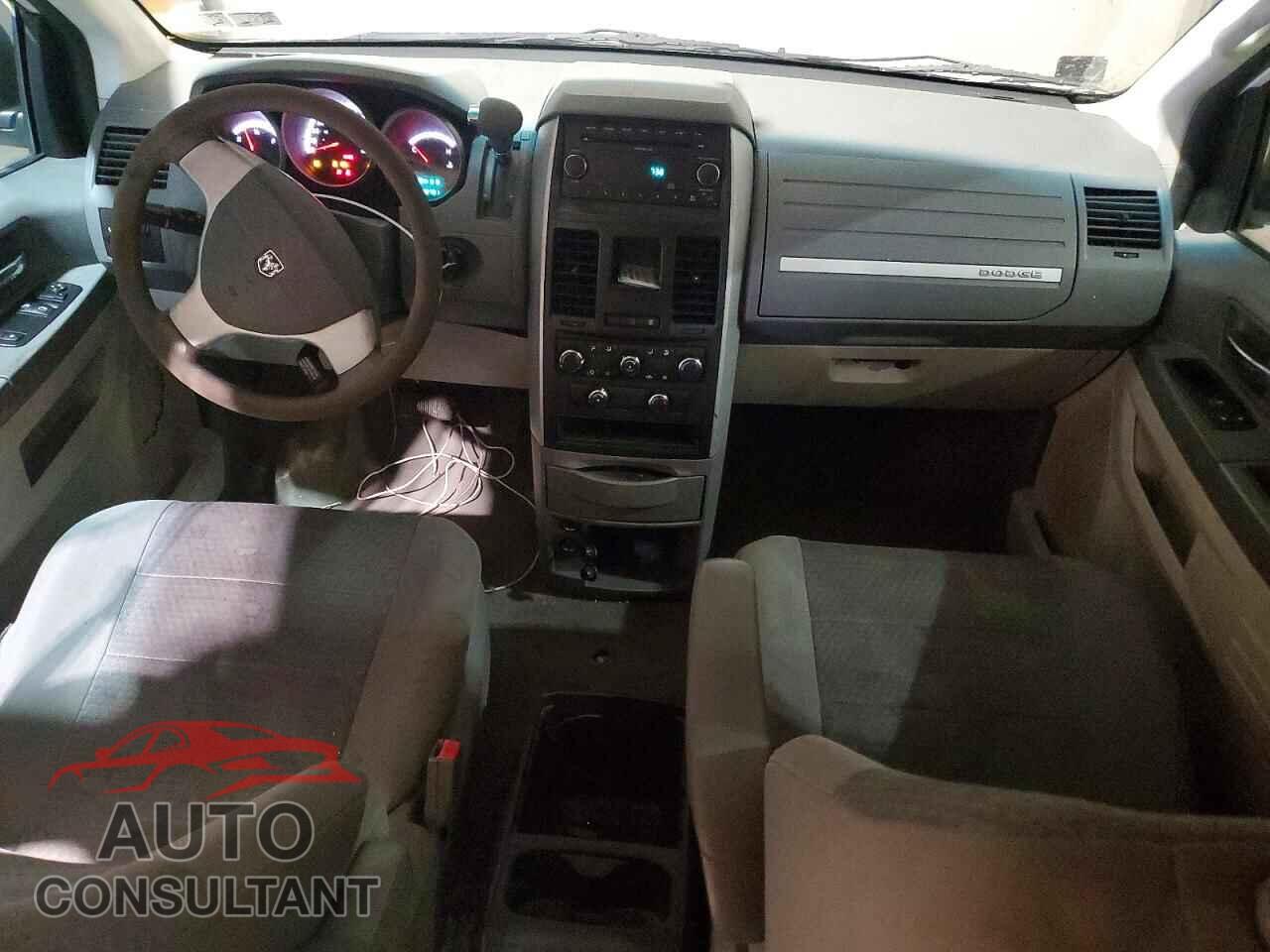 DODGE CARAVAN 2010 - 2D4RN4DE3AR107981