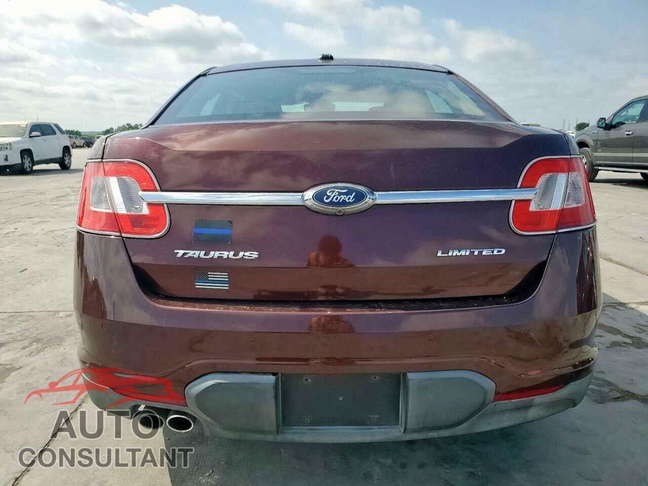 FORD TAURUS 2010 - 1FAHP2FW0AG134303
