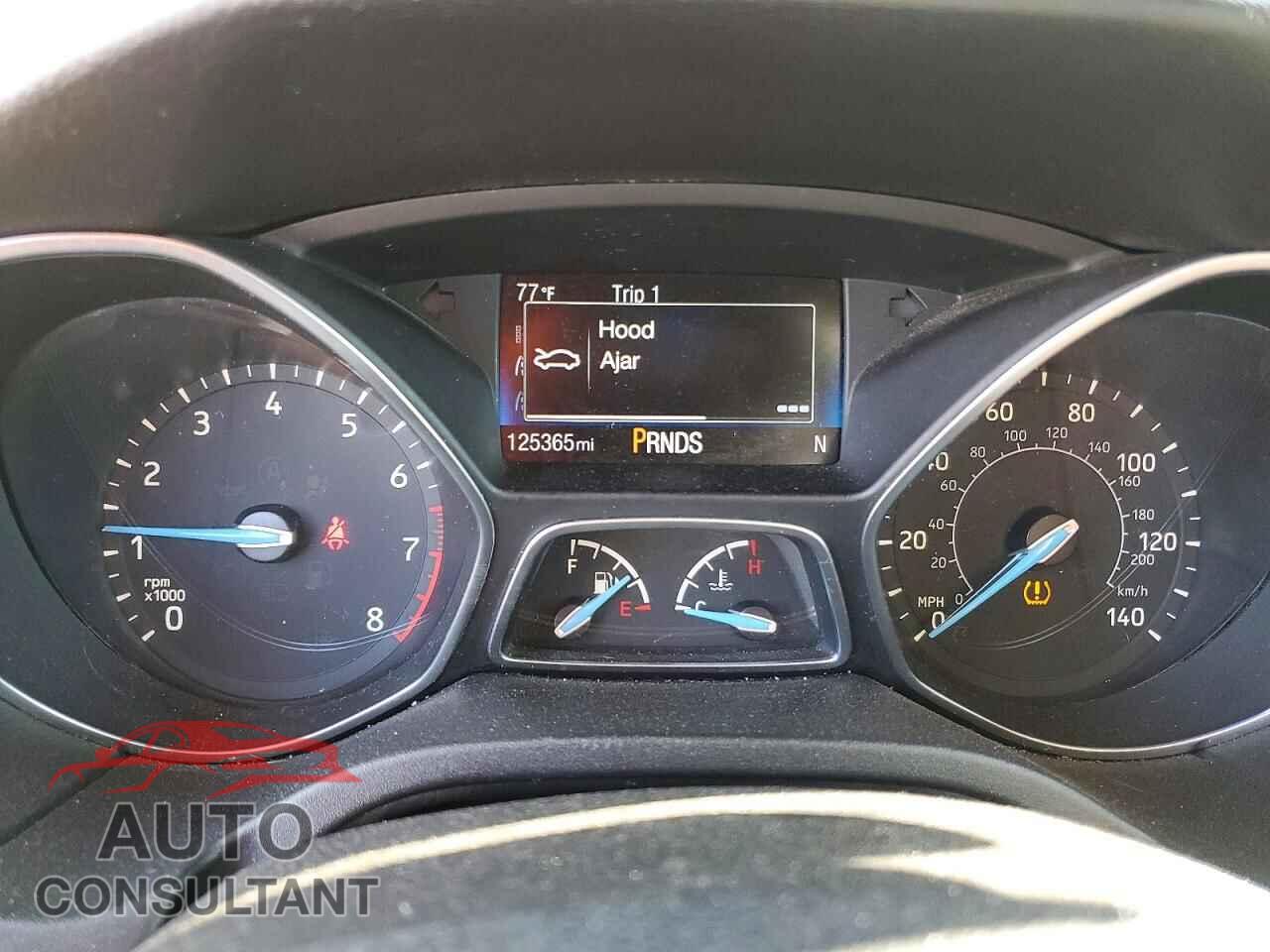 FORD FOCUS 2018 - 1FADP3M29JL202271
