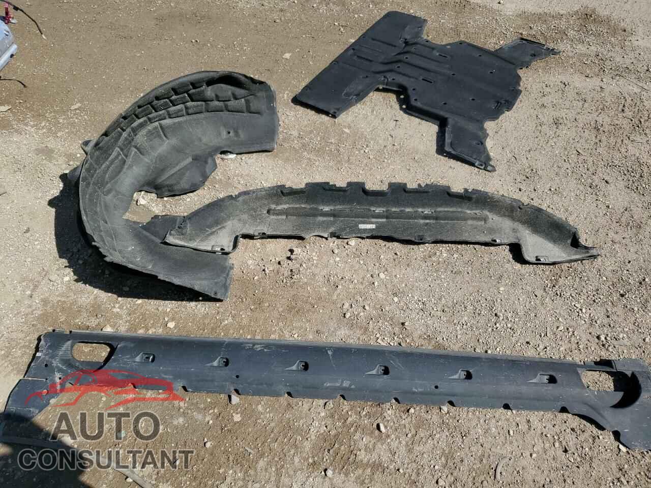 AUDI E-TRON 2023 - WA1LAAGE3PB006787