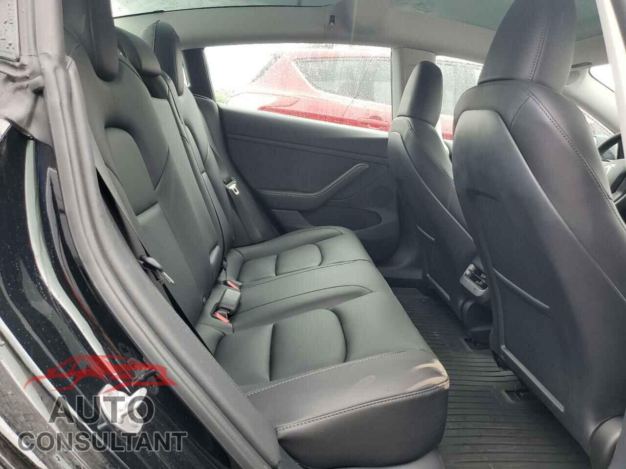 TESLA MODEL 3 2023 - 5YJ3E1EA4PF567572