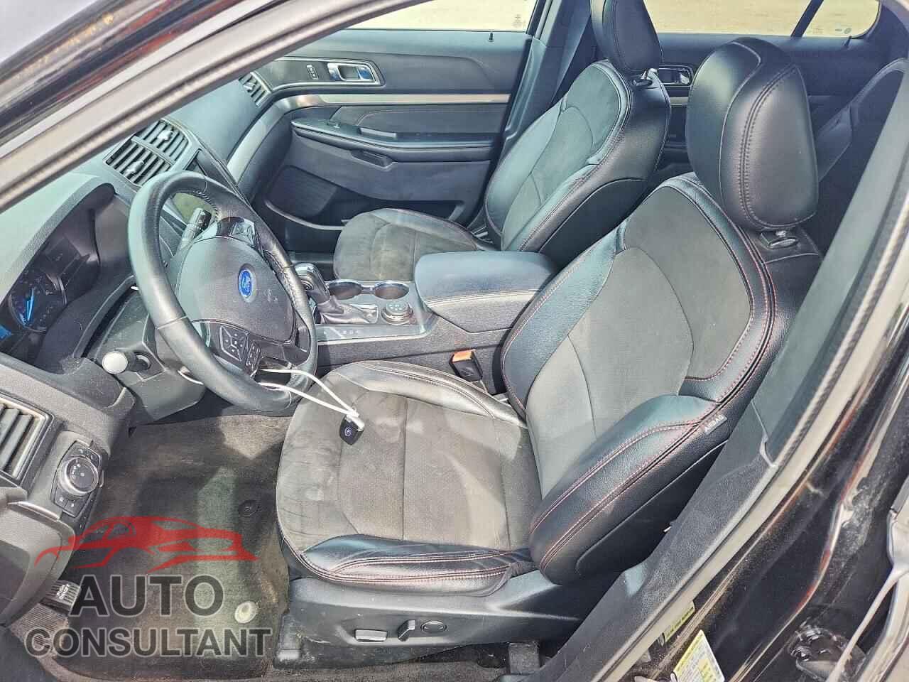 FORD EXPLORER 2018 - 1FM5K8D87JGB75977