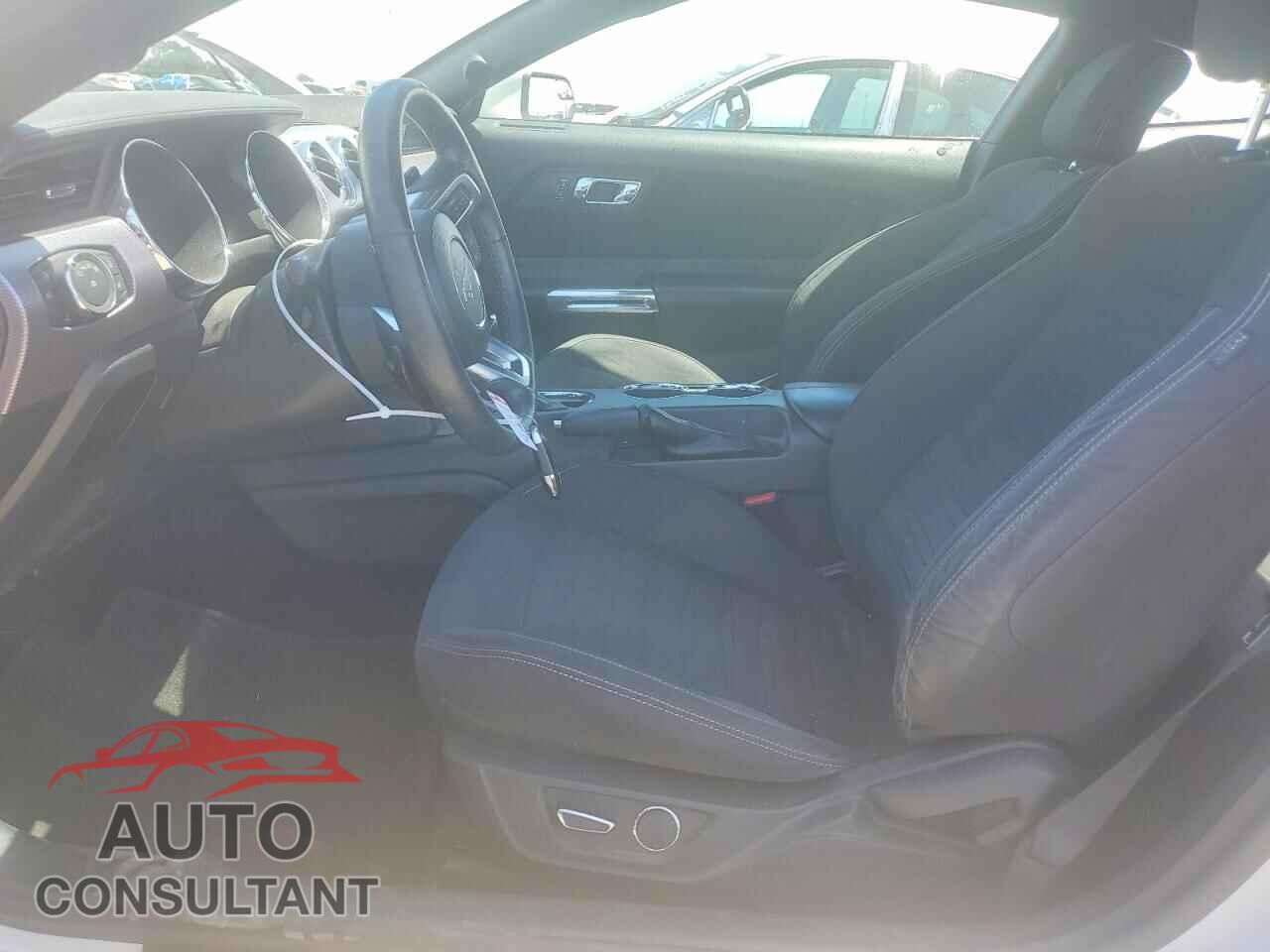 FORD MUSTANG 2017 - 1FA6P8TH9H5257555