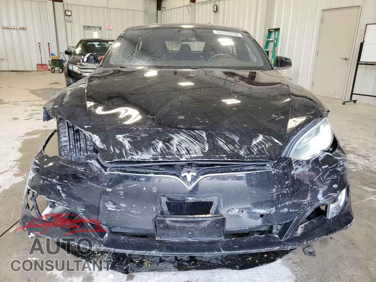TESLA MODEL S 2018 - 5YJSA1E20JF247589
