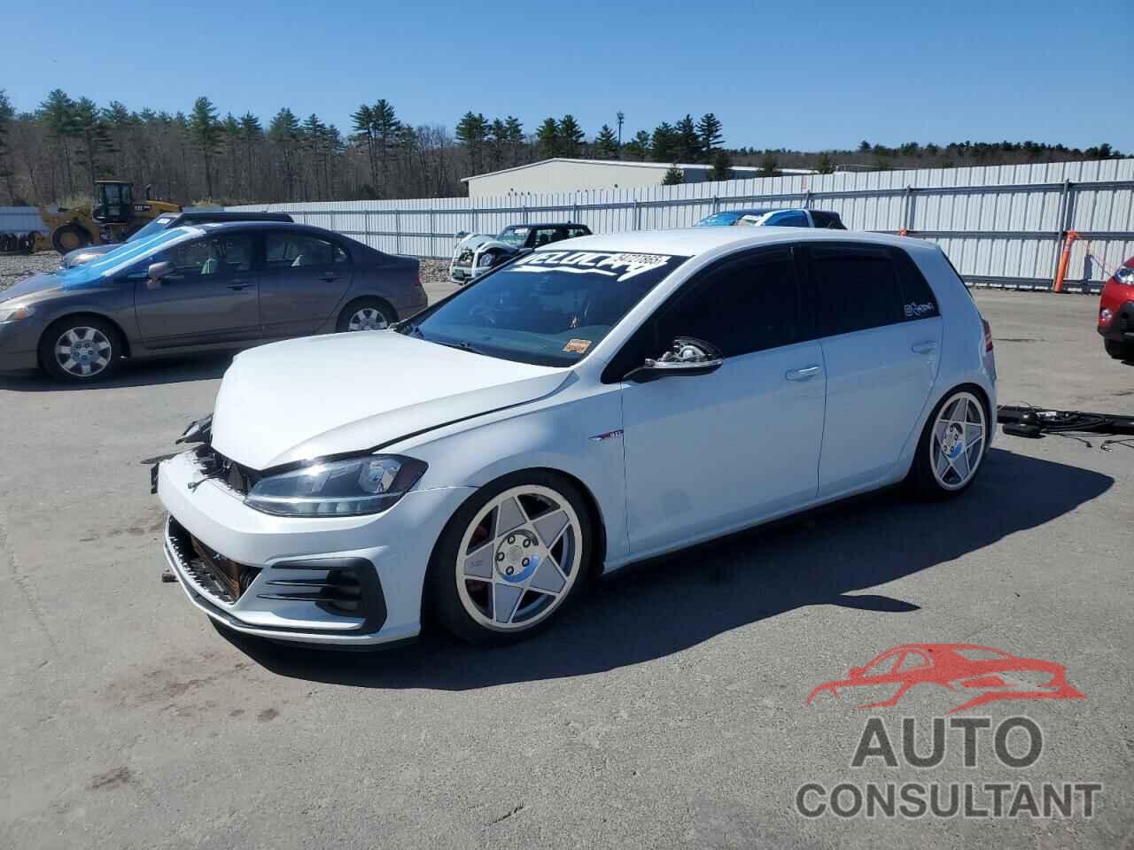 VOLKSWAGEN GTI 2019 - 3VW6T7AUXKM030969