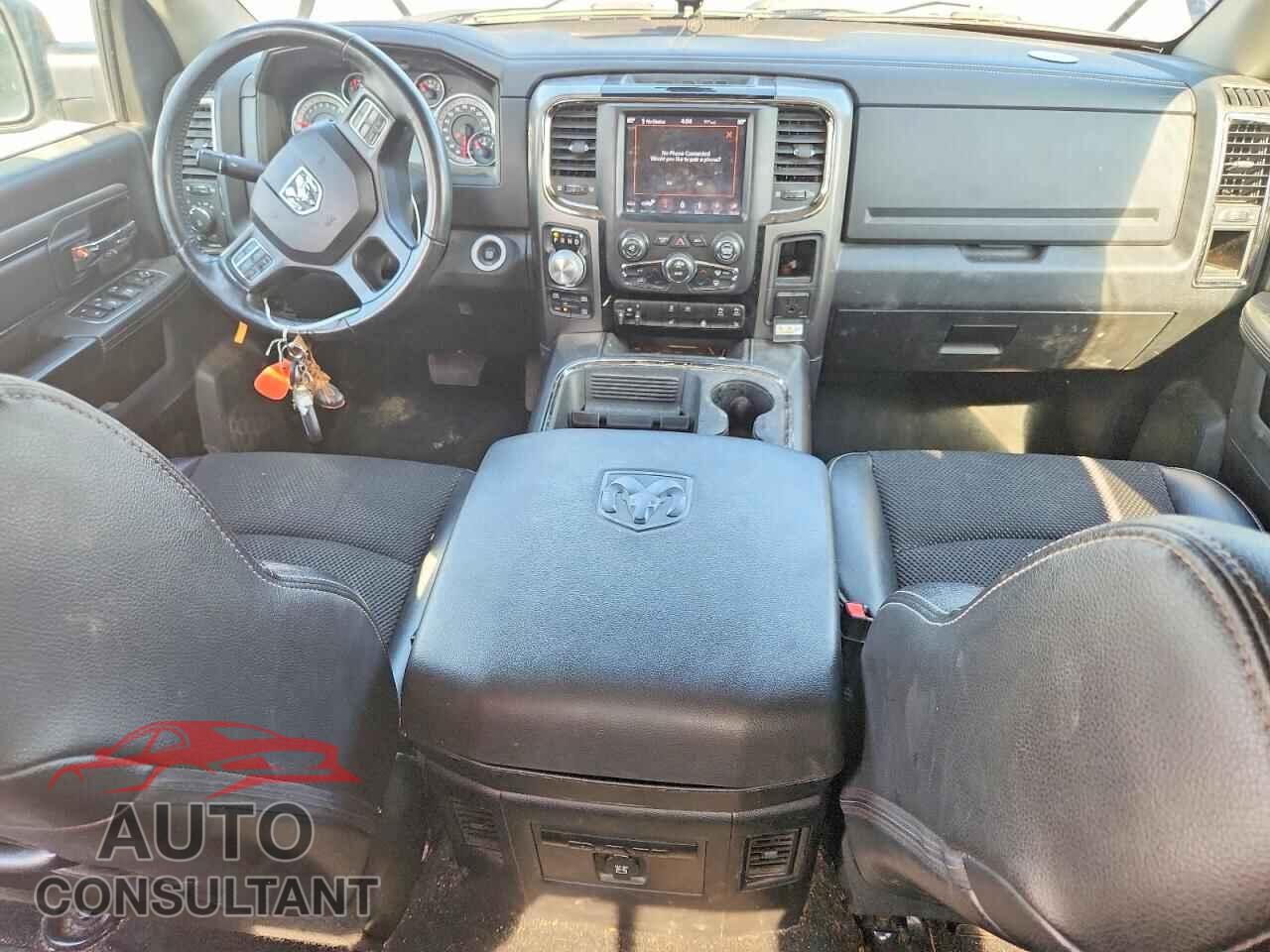 DODGE RAM 1500 2018 - 1C6RR7MT8JS267622