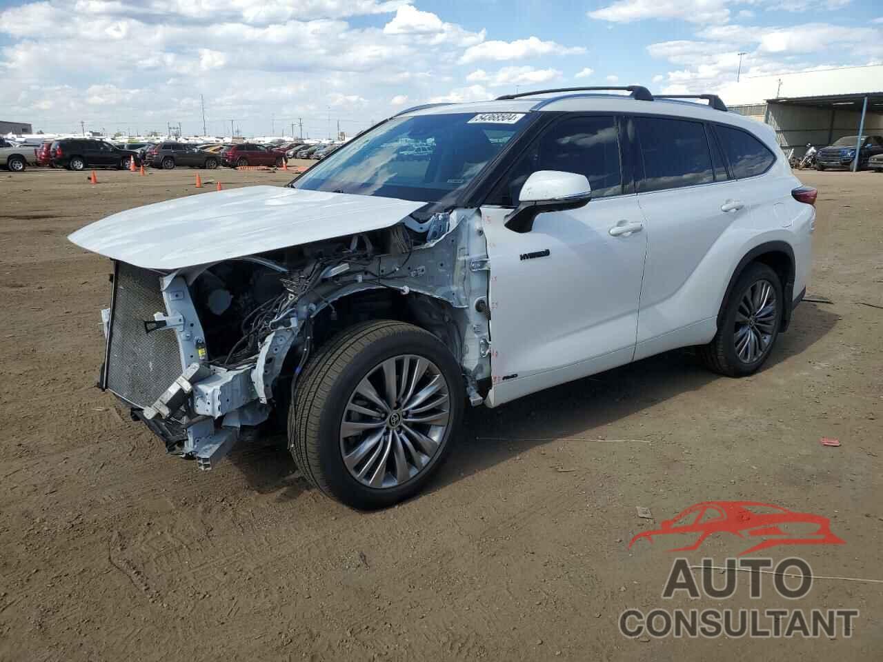 TOYOTA HIGHLANDER 2021 - 5TDEBRCH0MS015803