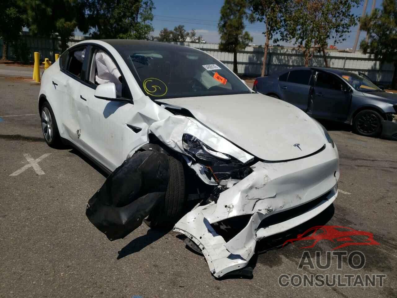 TESLA MODEL Y 2020 - 5YJYGDEE3LF010568
