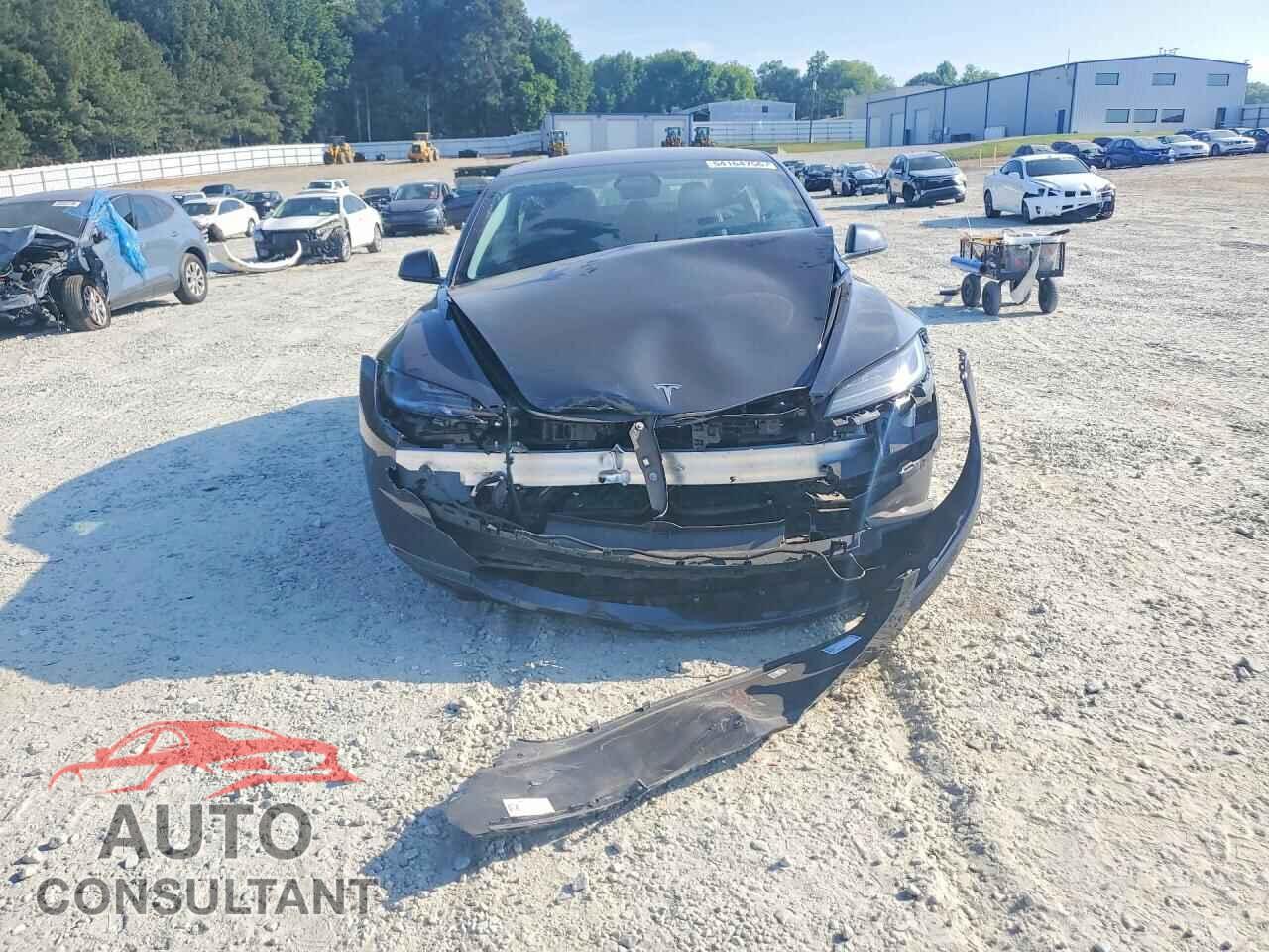 TESLA MODEL 3 2025 - 5YJ3E1EA8SF901210