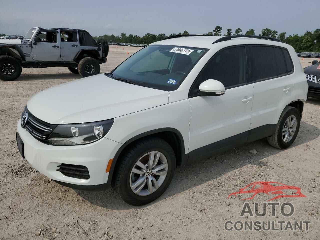 VOLKSWAGEN TIGUAN 2017 - WVGAV7AX2HK022720