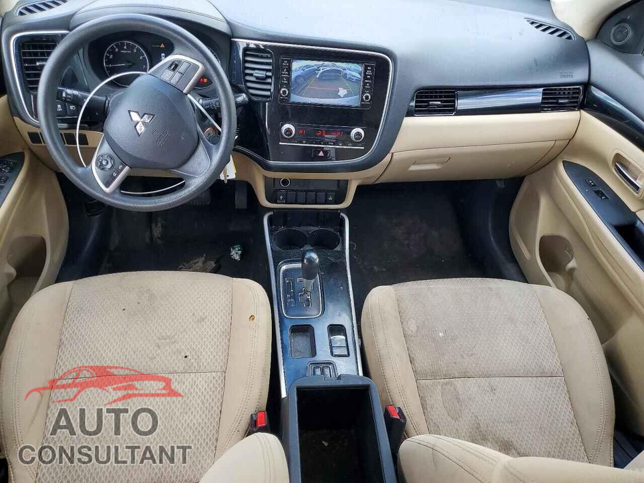 MITSUBISHI OUTLANDER 2020 - JA4AD2A39LZ007262