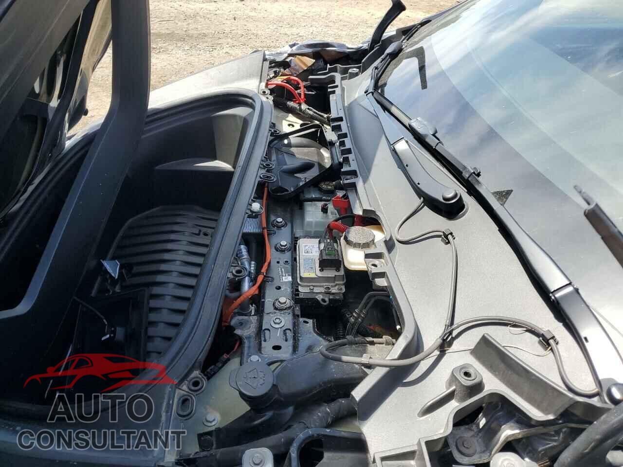 TESLA MODEL Y 2023 - 7SAYGDEF0PF840927