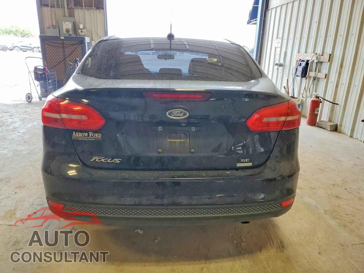 FORD FOCUS 2018 - 1FADP3FE1JL282513