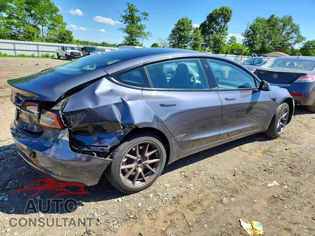 TESLA MODEL 3 2023 - 5YJ3E1EA8PF670798
