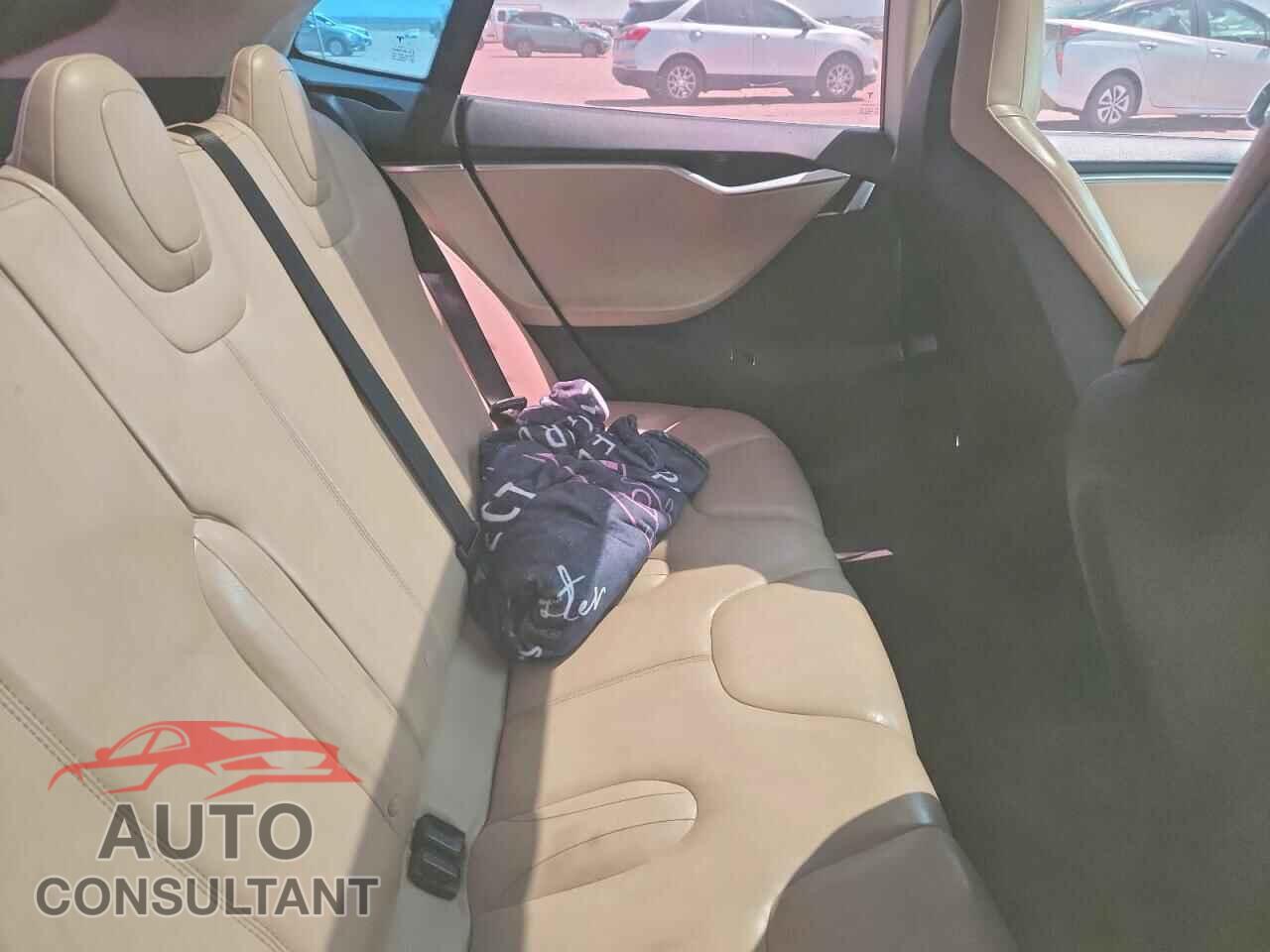 TESLA MODEL S 2013 - 5YJSA1CG3DFP27497
