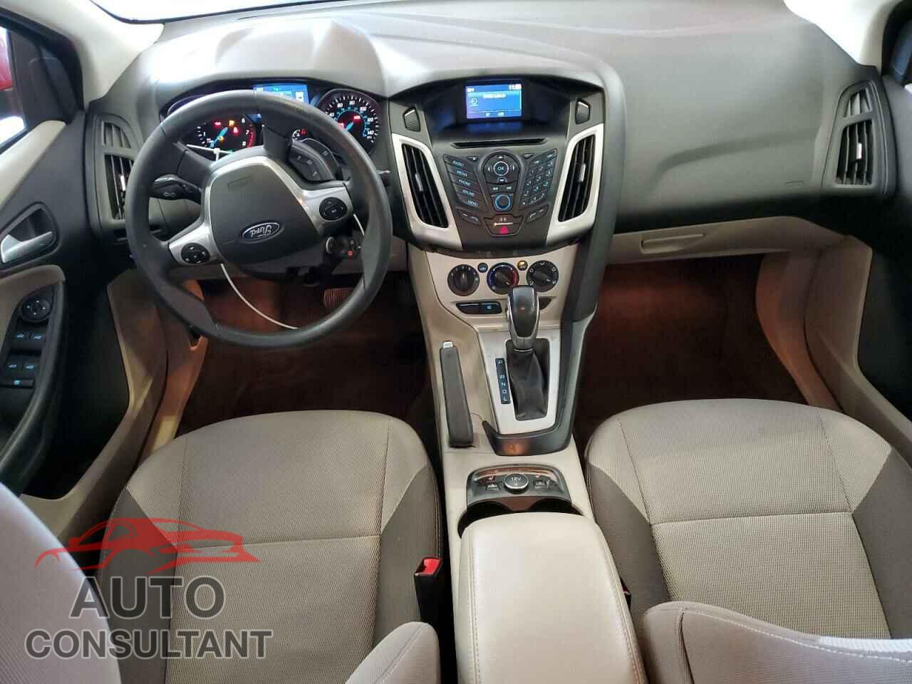 FORD FOCUS 2014 - 1FADP3F29EL432038