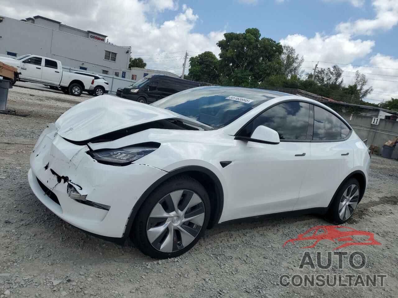 TESLA MODEL Y 2021 - 5YJYGDEE6MF085606