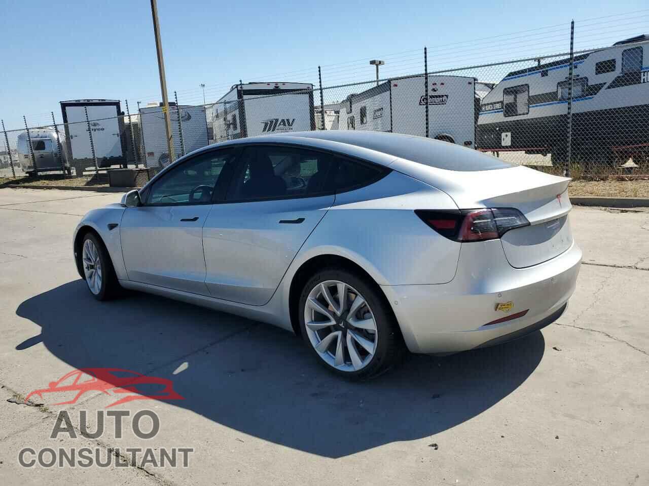 TESLA MODEL 3 2018 - 5YJ3E1EA9JF060934