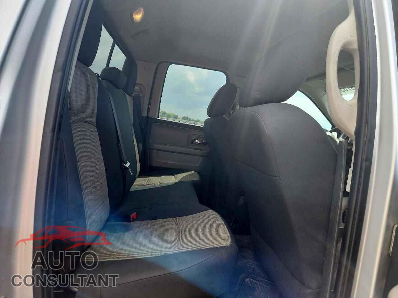 DODGE RAM 1500 2011 - 1D7RB1GP0BS692641