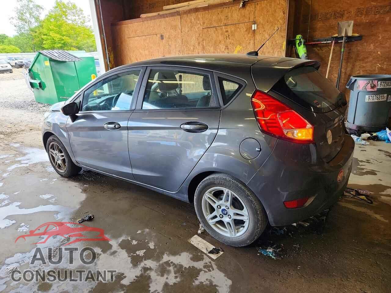 FORD FIESTA 2018 - 3FADP4EJ4JM111113