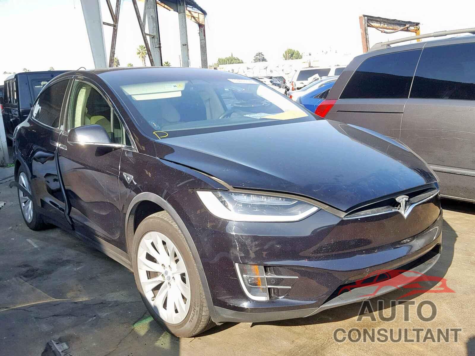 TESLA MODEL X 2017 - 5YJXCBE2XHF046072