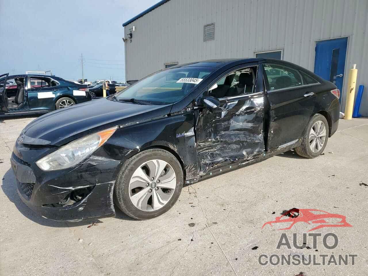 HYUNDAI SONATA 2015 - KMHEC4A43FA126177