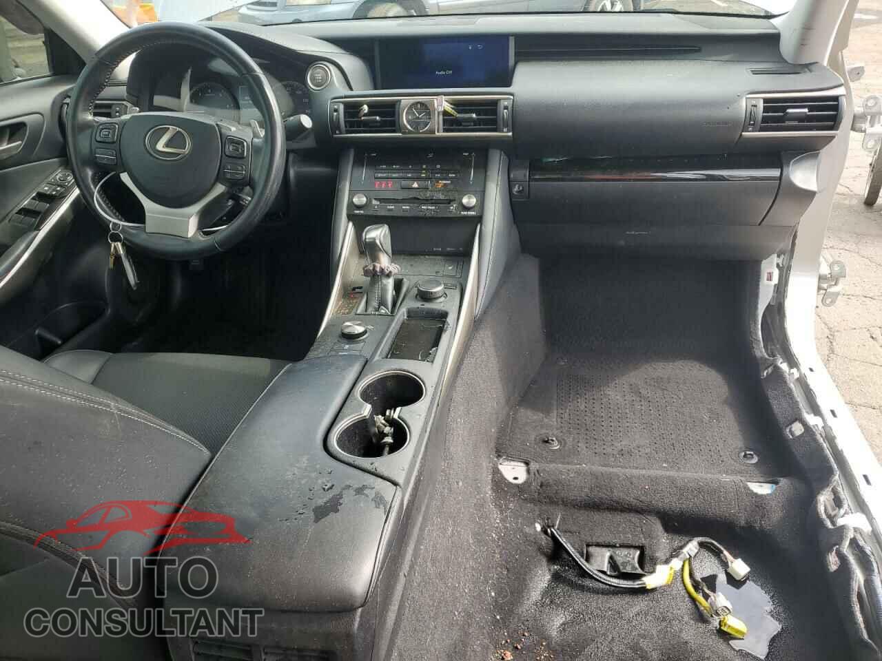 LEXUS IS 2017 - JTHCM1D20H5025318