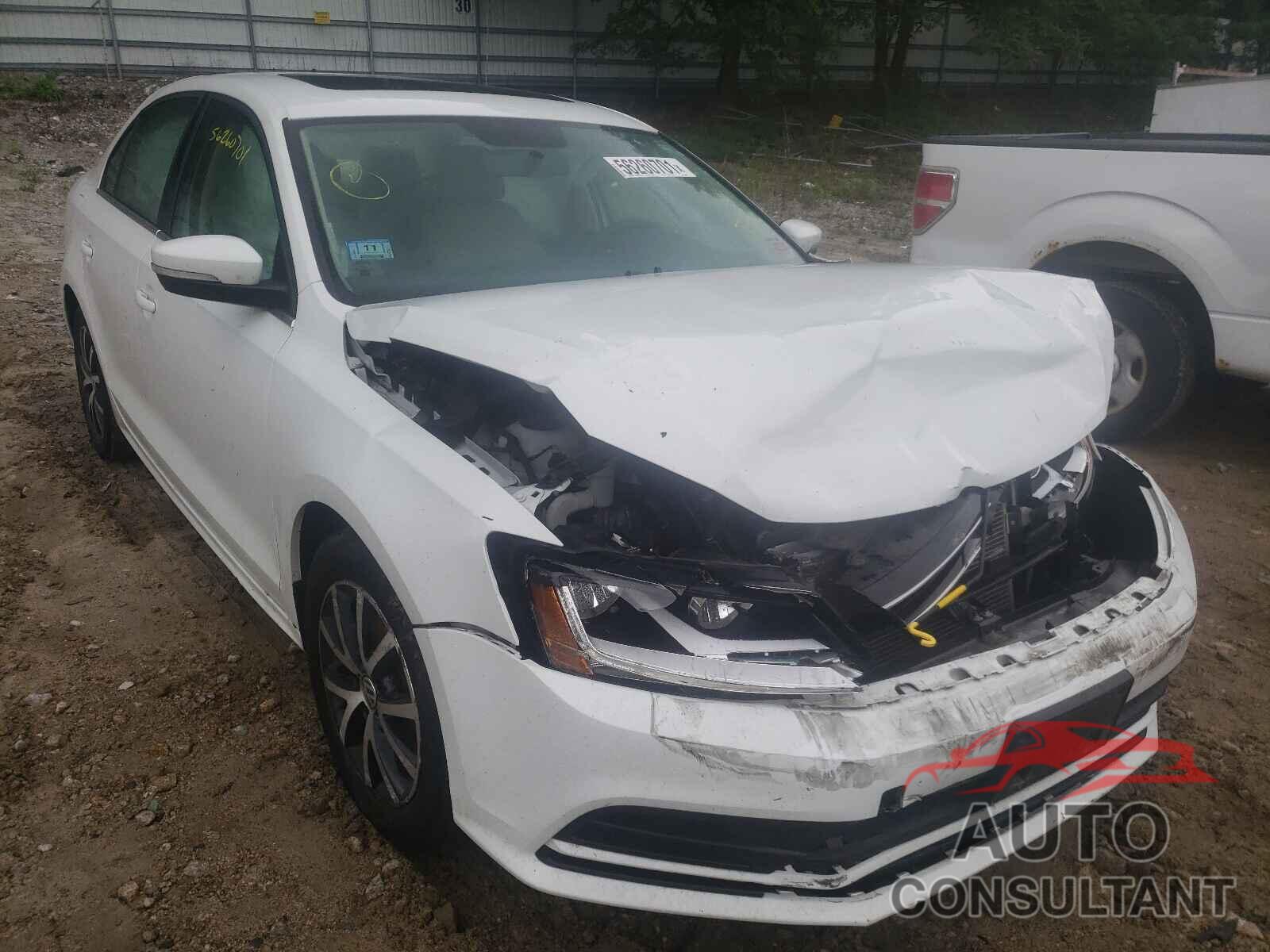 VOLKSWAGEN JETTA 2017 - 3VWDB7AJ5HM386500