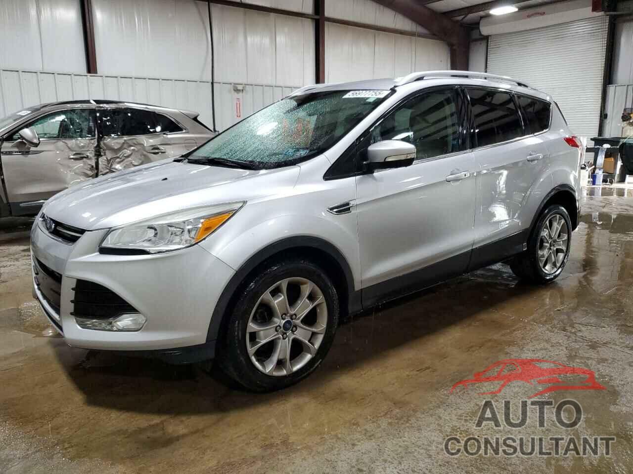 FORD ESCAPE 2015 - 1FMCU9J98FUB98021