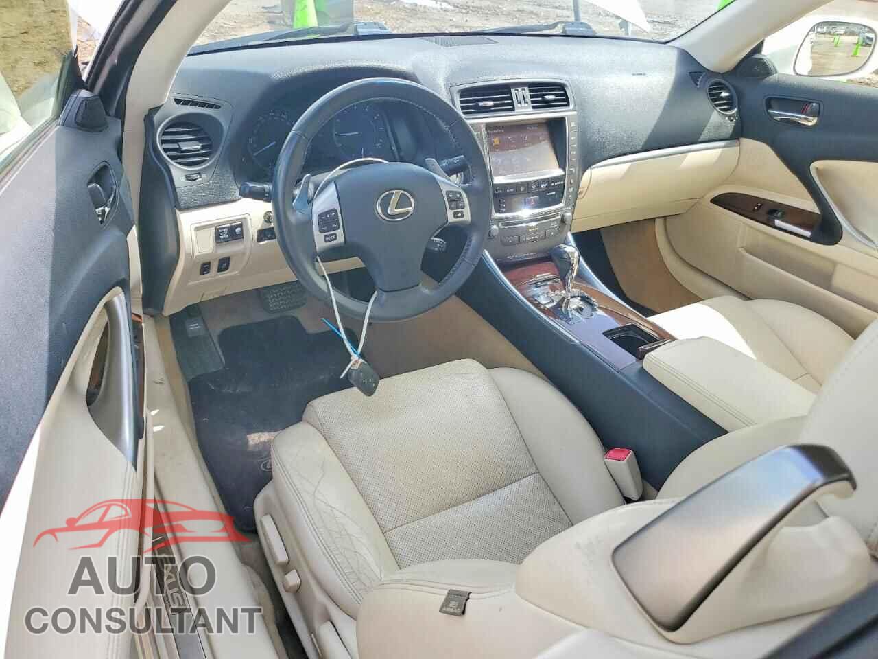 LEXUS IS 2013 - JTHFE2C22D2509679