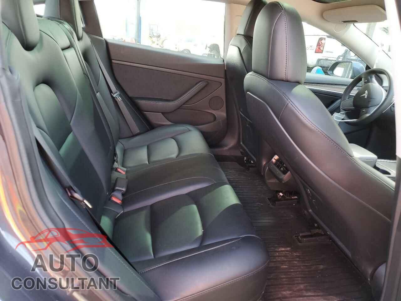 TESLA MODEL 3 2022 - 5YJ3E1EB7NF120773