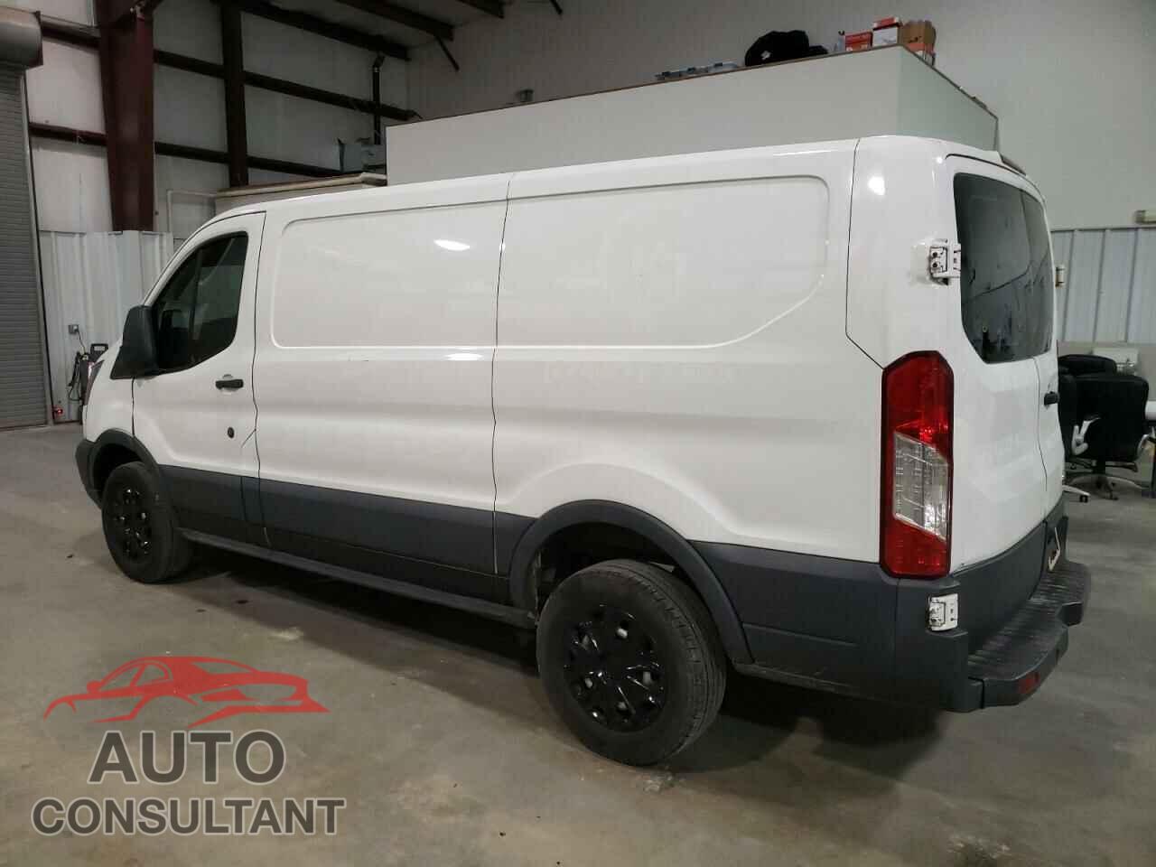 FORD TRANSIT 2015 - 1FTNR1YM7FKB03812