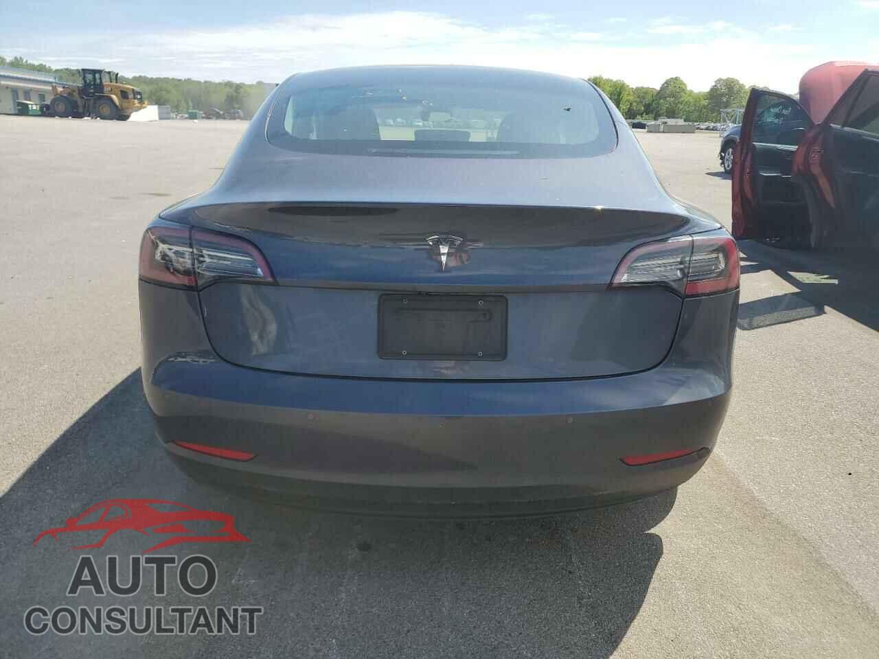 TESLA MODEL 3 2022 - 5YJ3E1EA9NF371236