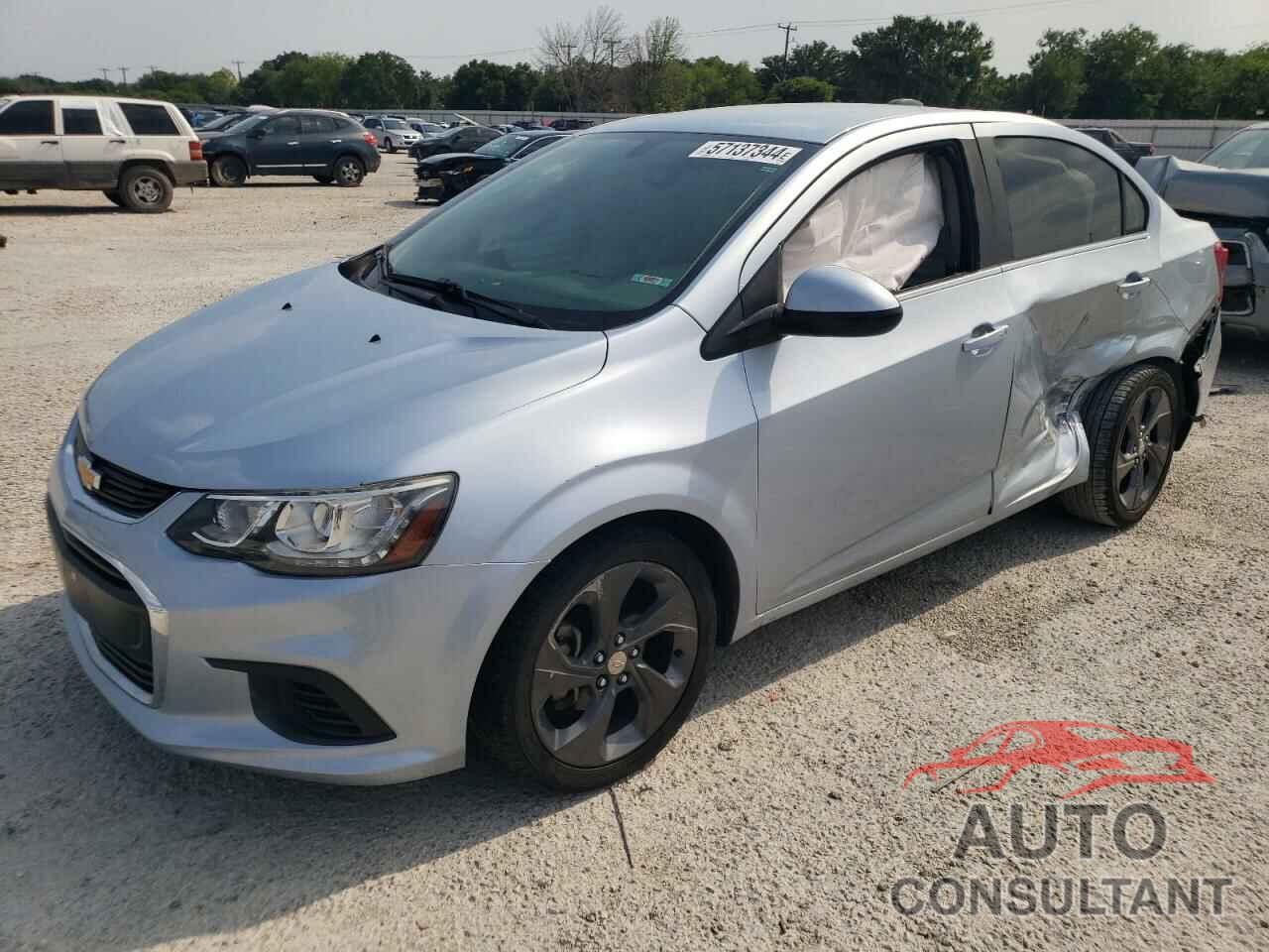 CHEVROLET SONIC 2017 - 1G1JF5SB1H4140098