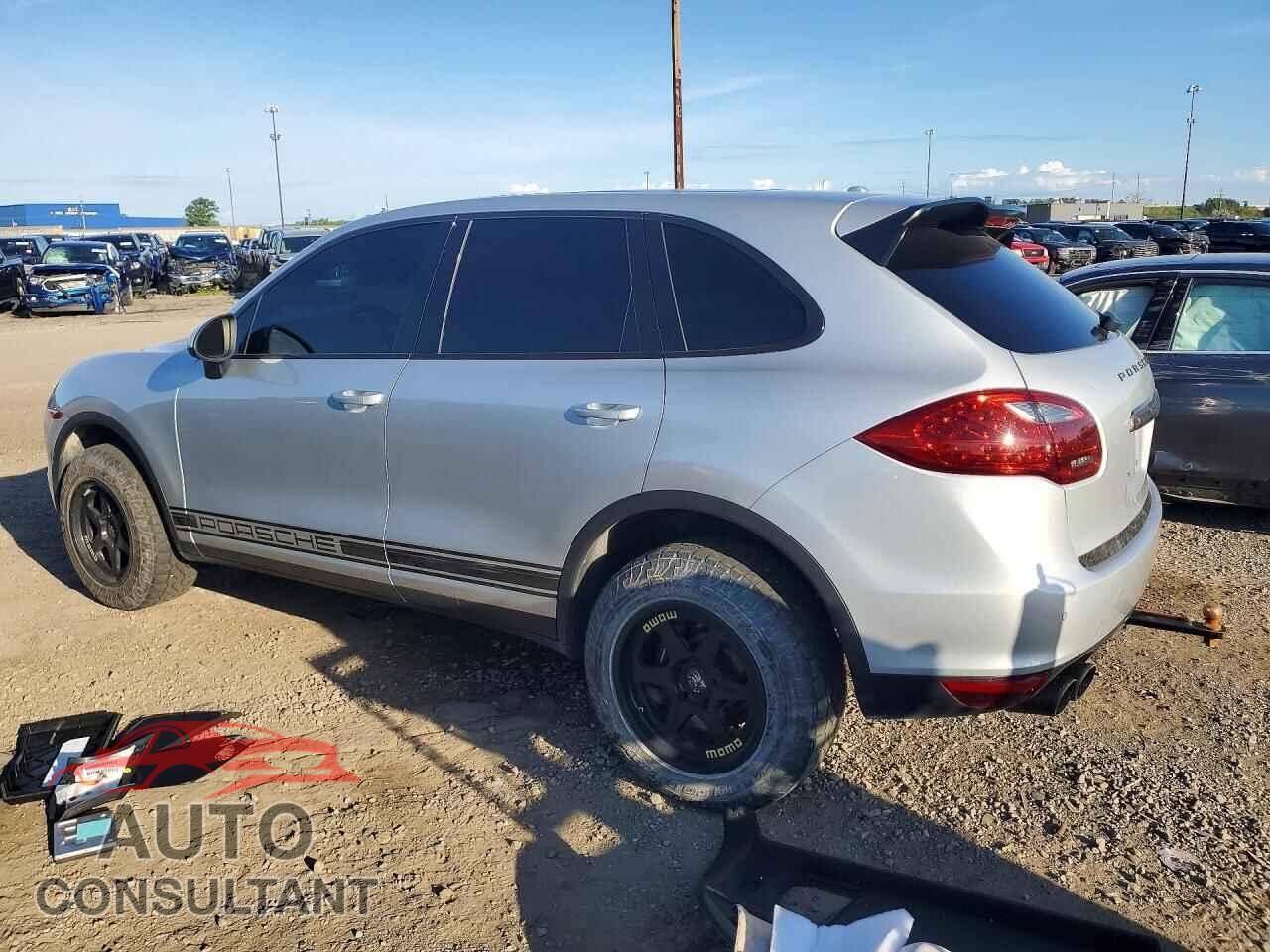 PORSCHE CAYENNE 2012 - WP1AA2A26CLA09784