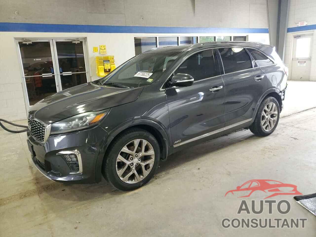 KIA SORENTO 2019 - 5XYPKDA56KG450906