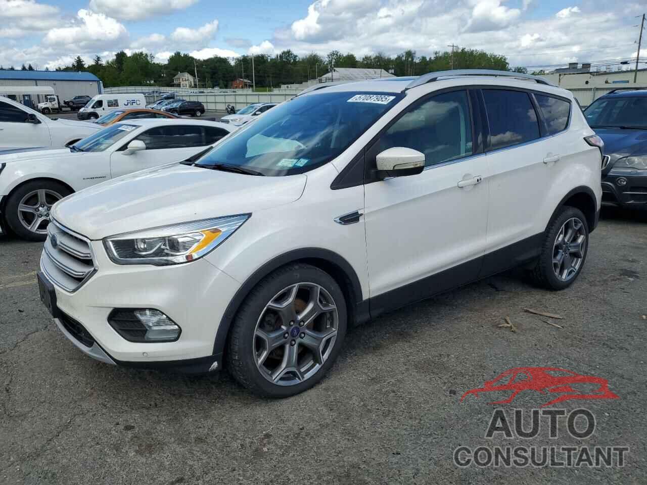 FORD ESCAPE 2018 - 1FMCU9J96JUA40348