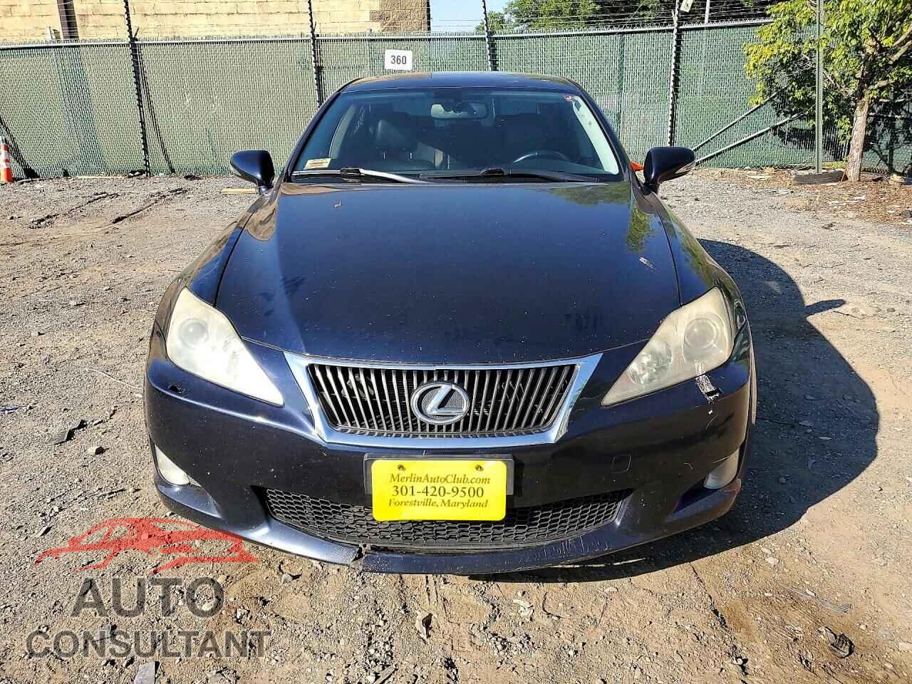 LEXUS IS 2009 - JTHCK262495032654