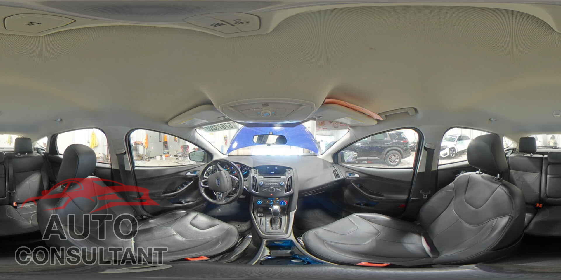 FORD FOCUS 2015 - 1FADP3K27FL208130