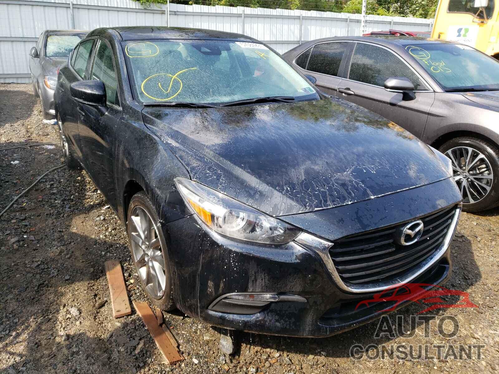 MAZDA 3 2018 - 3MZBN1V32JM236227